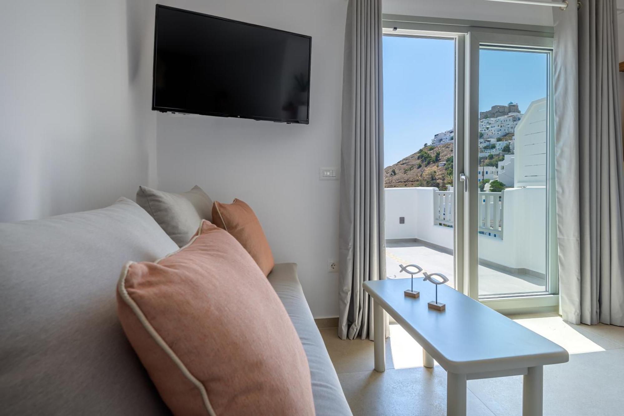 Vivere Luxury Suites Pera Gyalos Exteriér fotografie