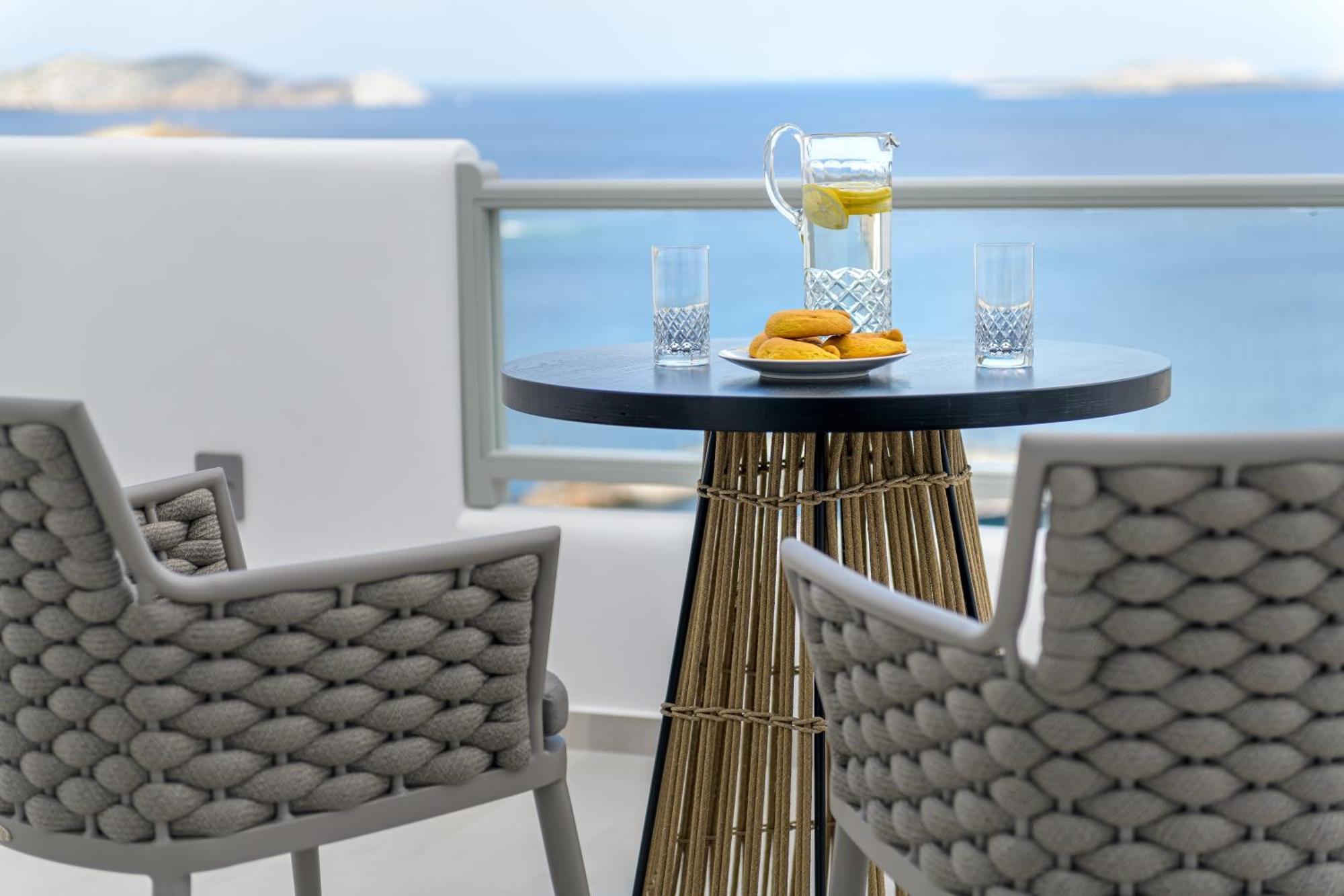 Vivere Luxury Suites Pera Gyalos Exteriér fotografie
